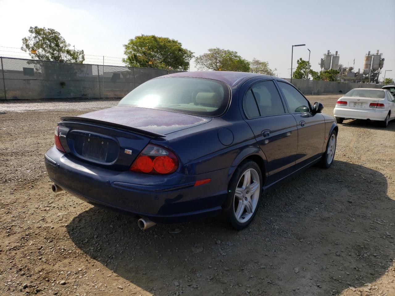 Photo 4 from auction – 2003 JAGUAR S-TYPE R with VIN SAJEA03V431M57193
