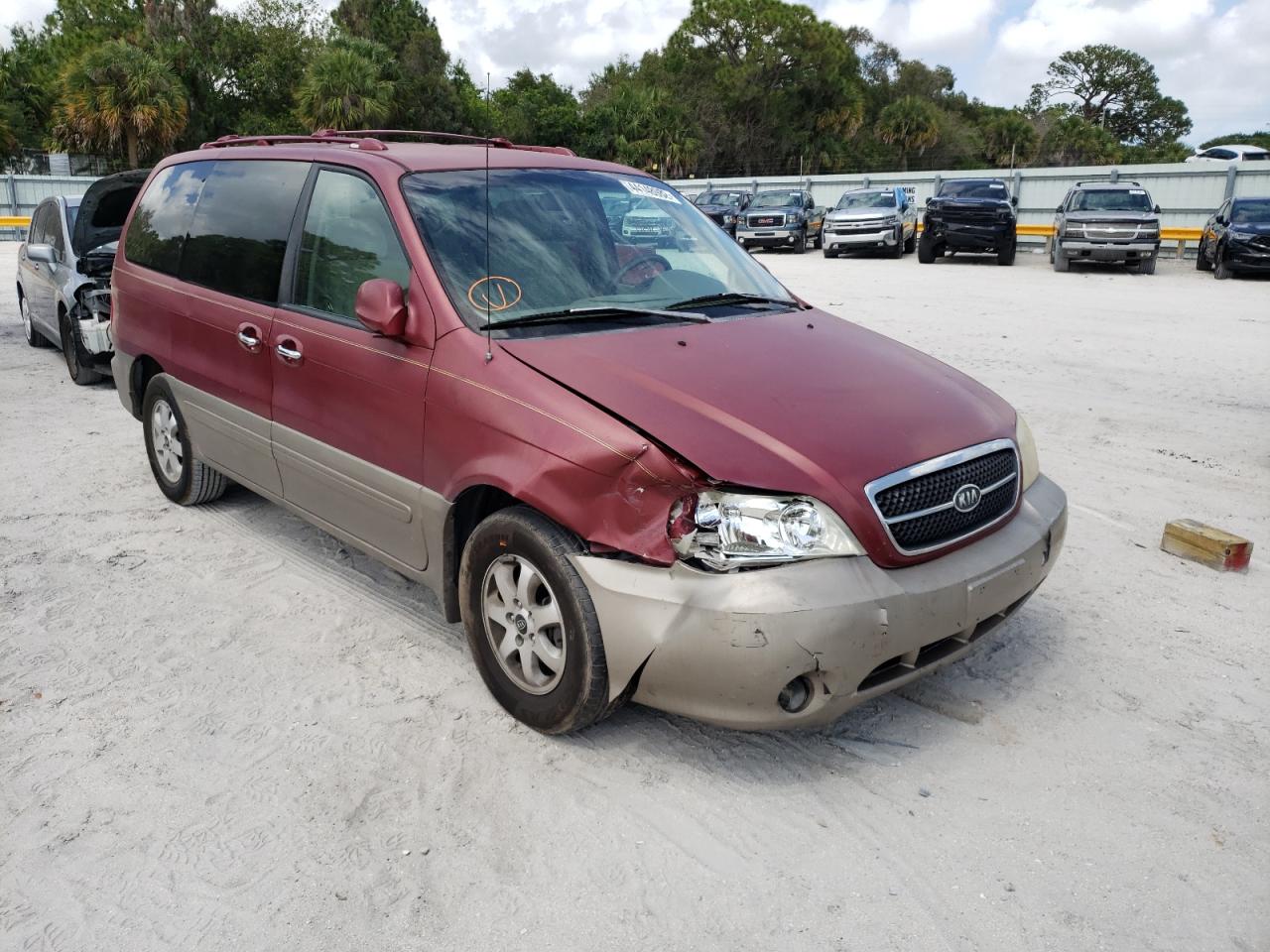 Photo 9 from auction – 2004 KIA SEDONA EX with VIN KNDUP131846526953