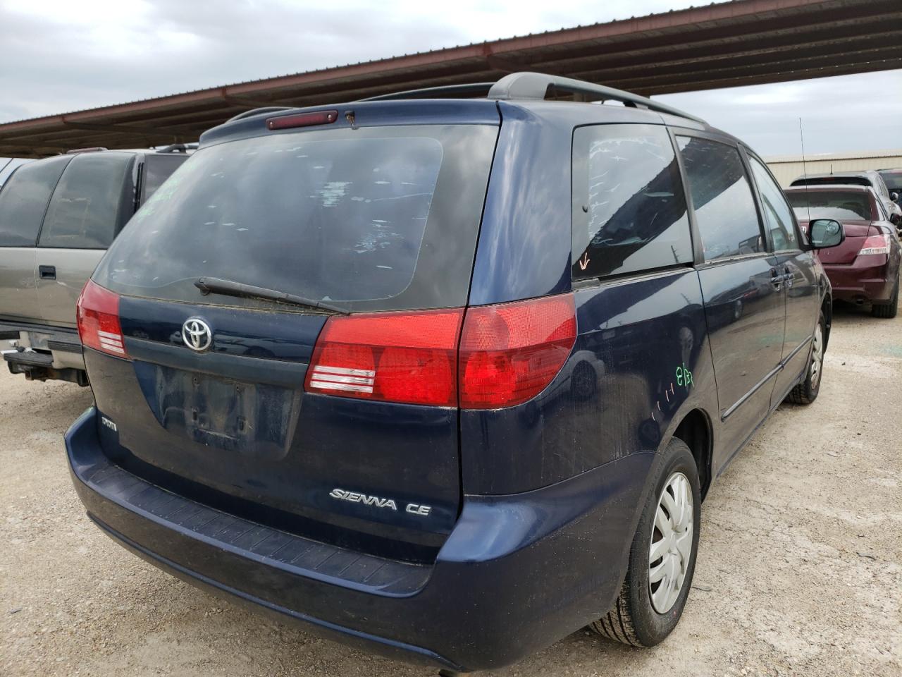 Photo 4 from auction – 2004 TOYOTA SIENNA CE with VIN 5TDZA23C74S217540