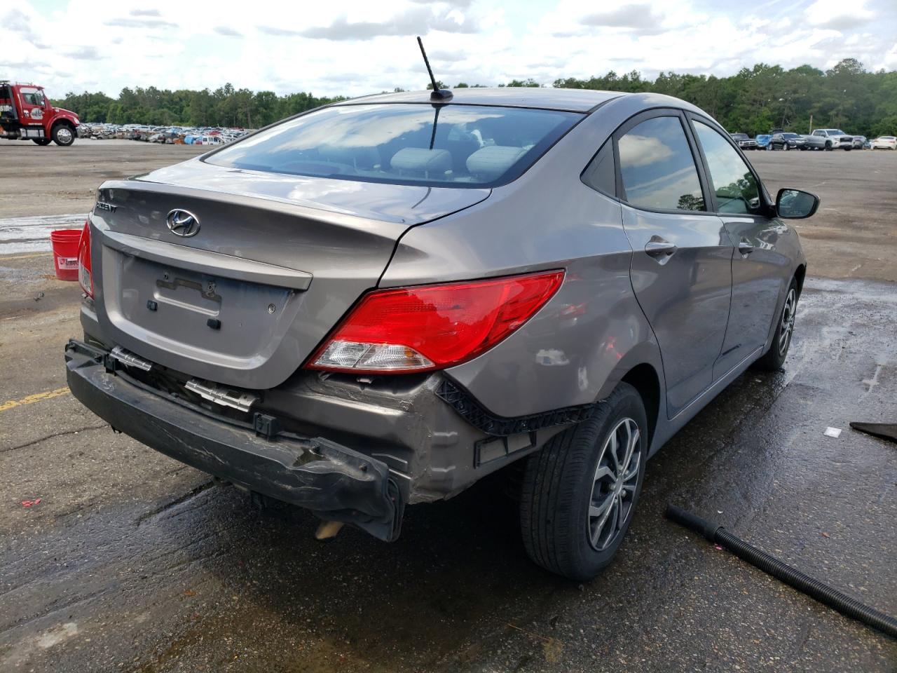 Photo 4 from auction – 2017 HYUNDAI ACCENT SE with VIN KMHCT4AE4HU361186