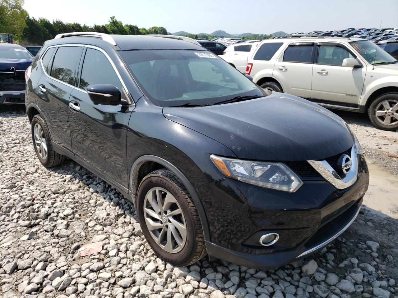 NISSAN ROGUE S 2015 with VIN 5N1AT2MV4FC912209 - Photo from auction