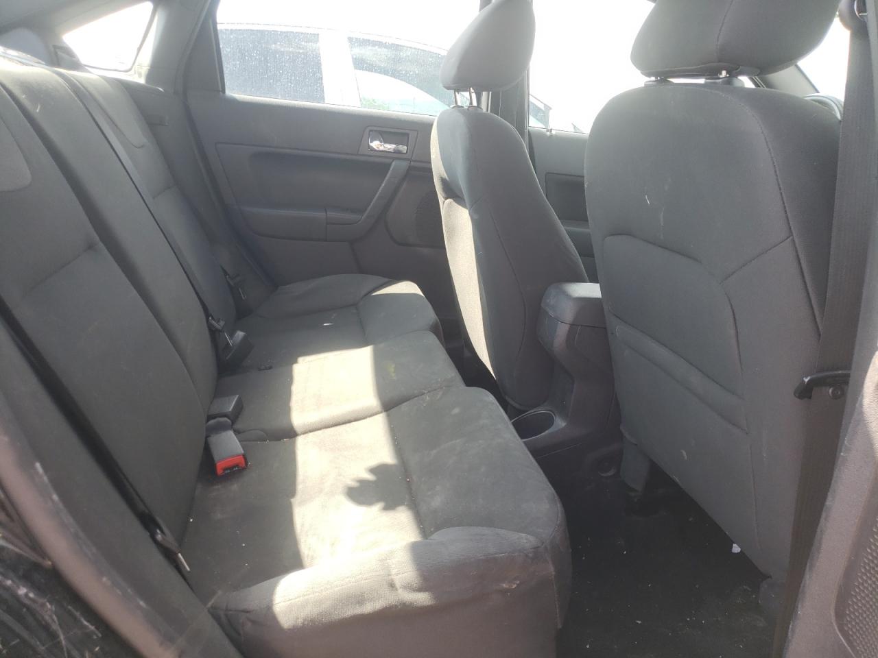 Photo 6 from auction – 2008 FORD FOCUS SE with VIN 1FAHP35N68W158023