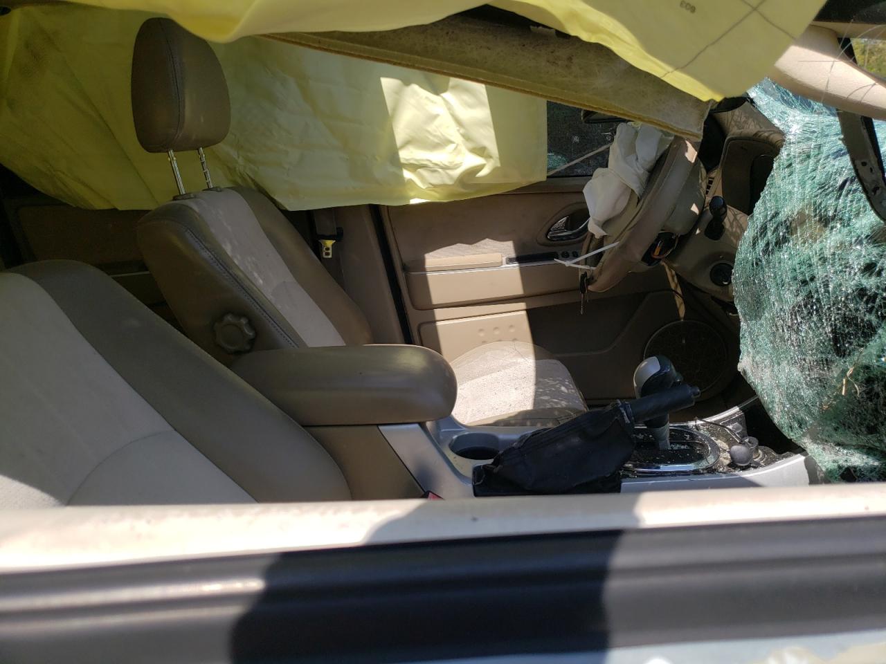 Photo 5 from auction – 2005 MERCURY MARINER with VIN 4M2CU571X5DJ25644