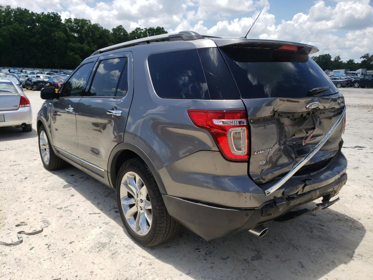 Photo 3 from auction – 2012 FORD EXPLORER L with VIN 1FMHK7F8XCGA99162