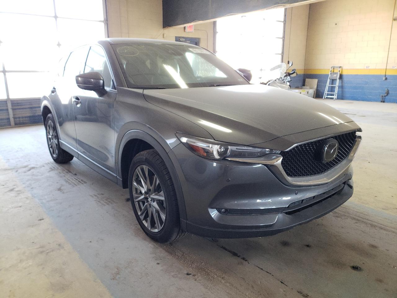 Photo 1 from auction – 2021 MAZDA CX-5 SIGNA with VIN JM3KFBEYXM0336804