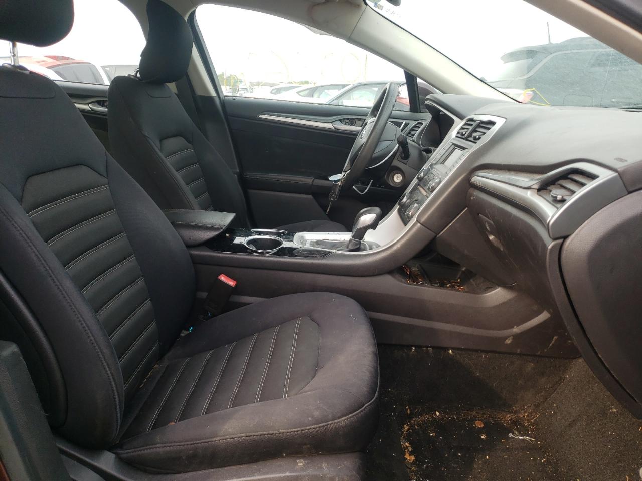 Photo 5 from auction – 2013 FORD FUSION SE with VIN 3FA6P0H70DR103597