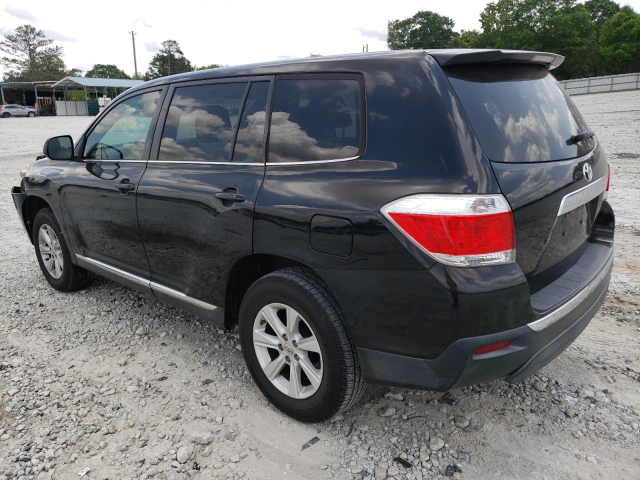 Photo 3 from auction – 2013 TOYOTA HIGHLANDER with VIN 5TDZA3EH5DS031736