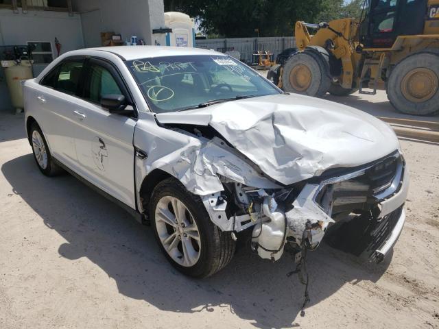 FORD TAURUS SE 2016 with VIN 1FAHP2D88GG142193 - Photo from auction