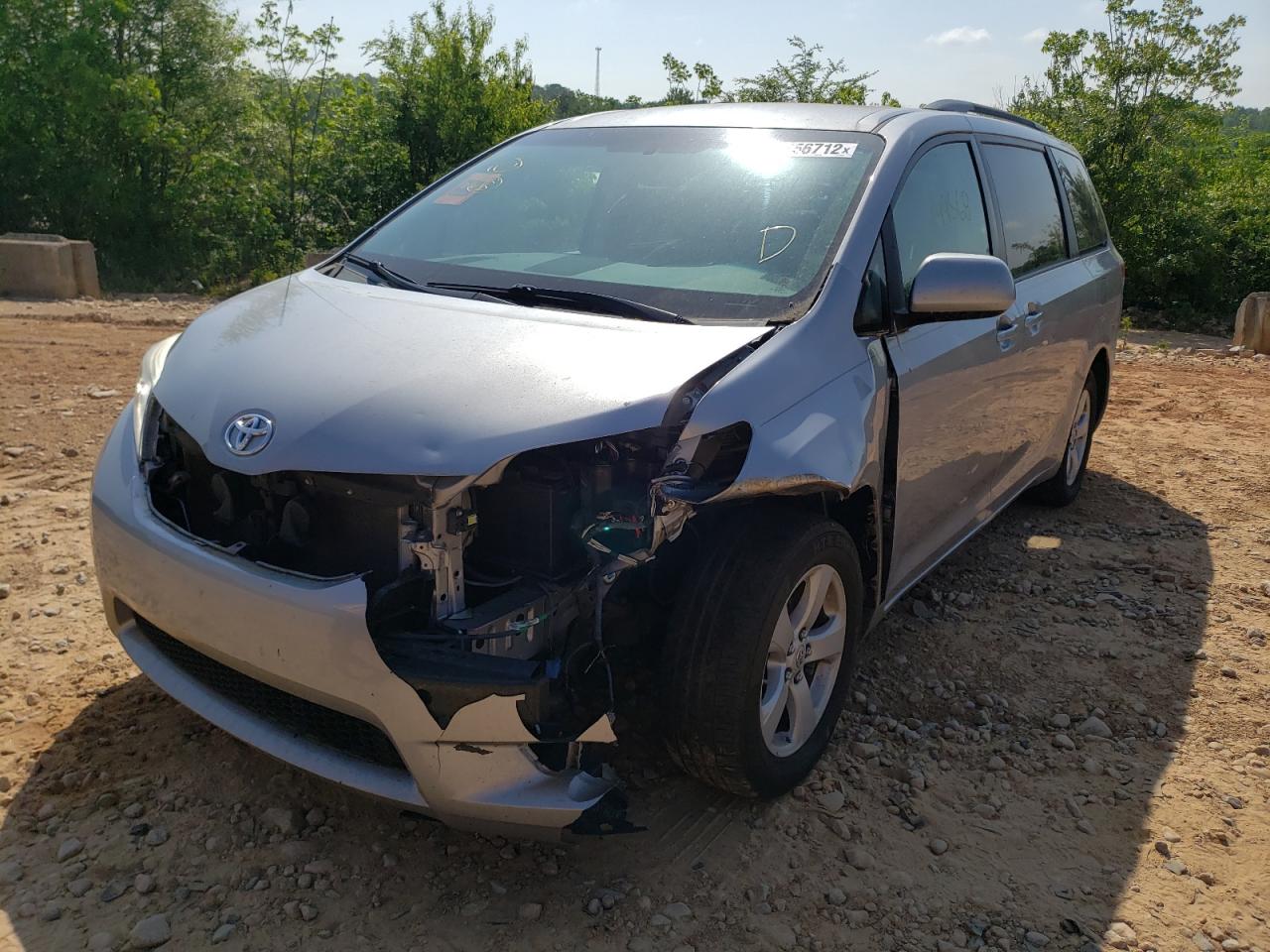Photo 2 from auction – 2012 TOYOTA SIENNA LE with VIN 5TDKK3DC0CS180137