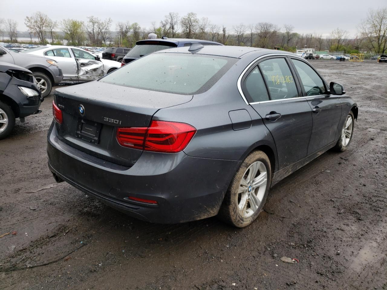 Photo 4 from auction – 2017 BMW 330 XI with VIN WBA8D9G38HNU65648