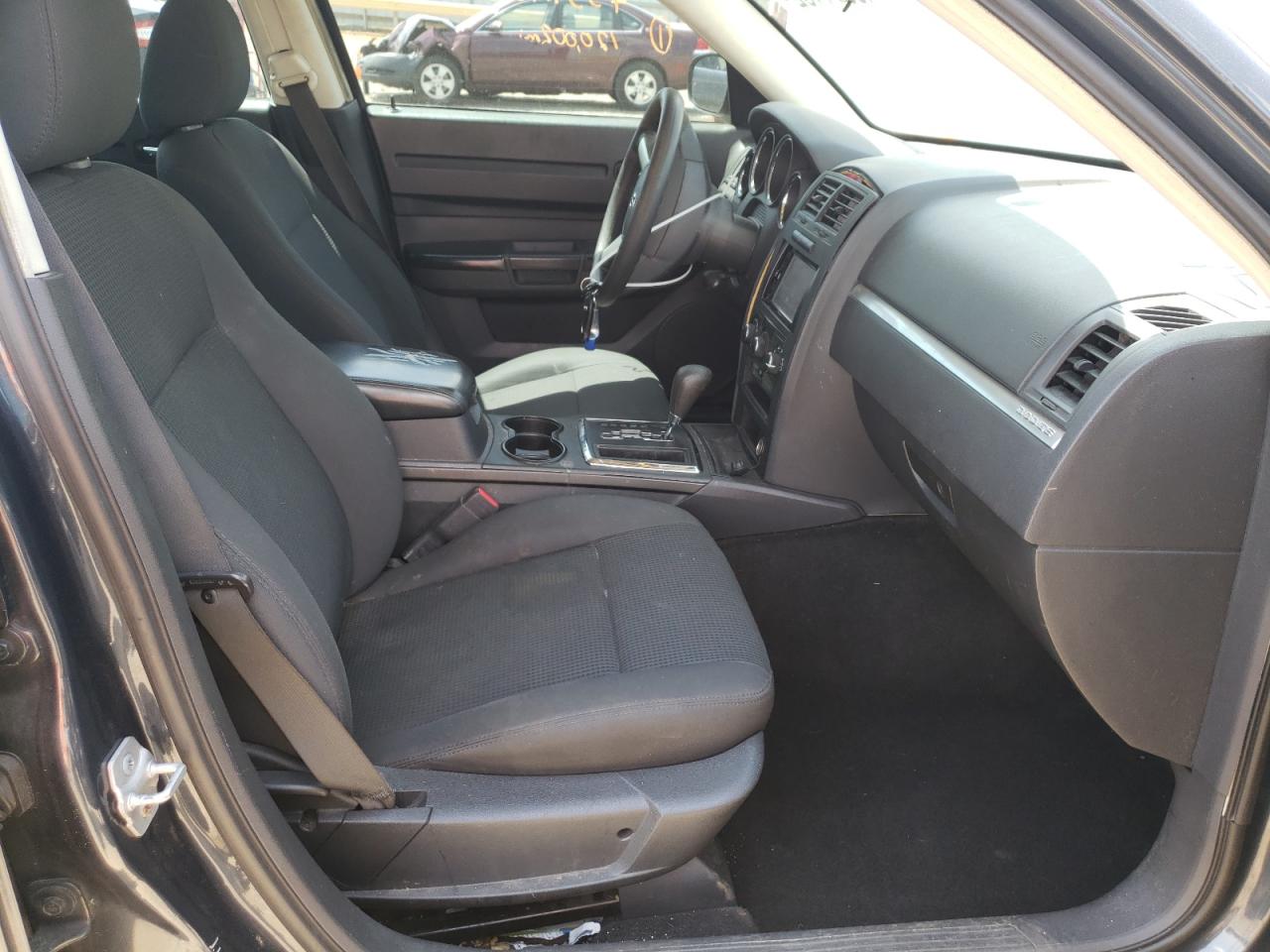 Photo 5 from auction – 2008 DODGE CHARGER with VIN 2B3KA43R68H215432