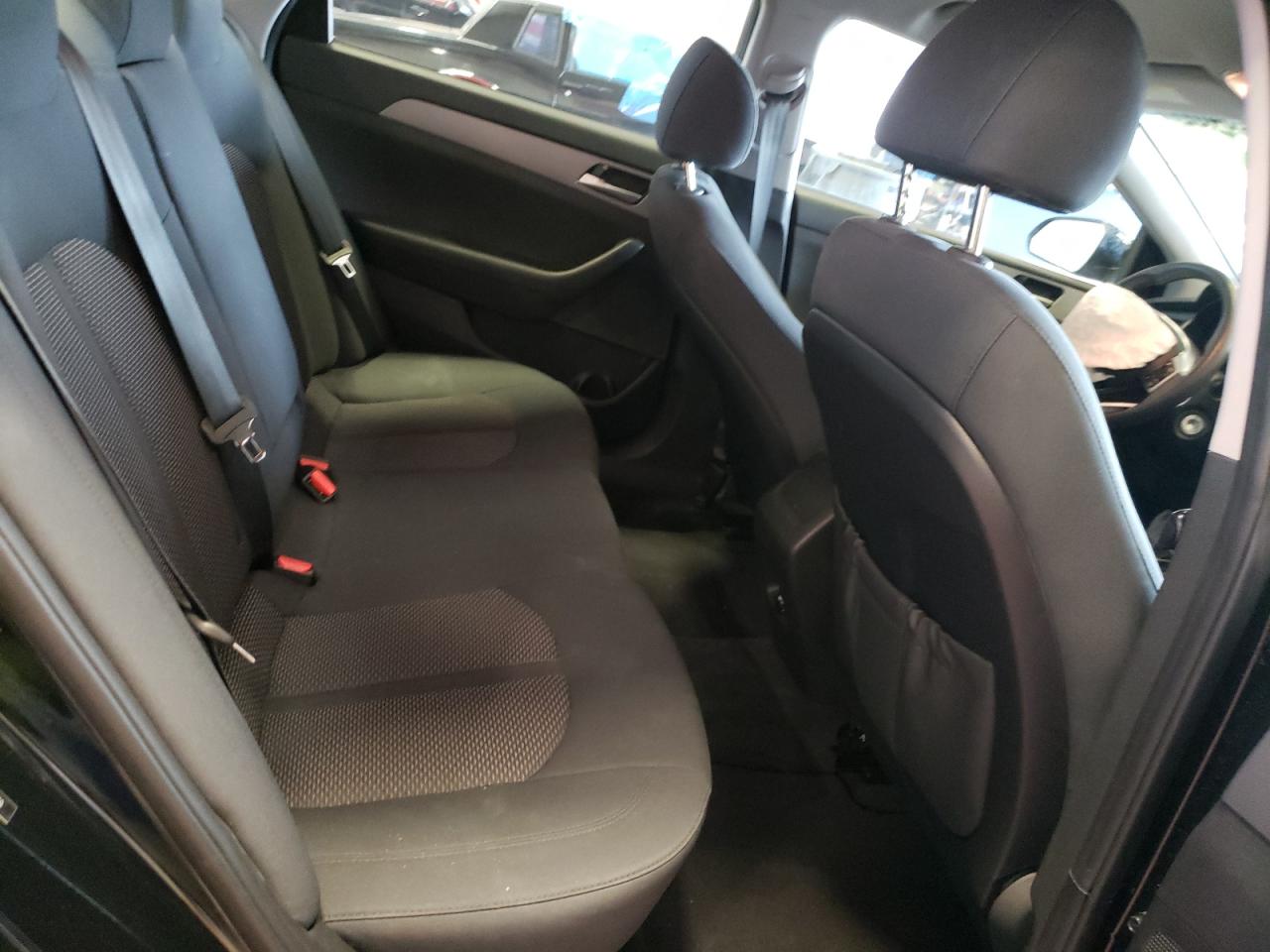 Photo 6 from auction – 2019 HYUNDAI SONATA SE with VIN 5NPE24AF2KH731139