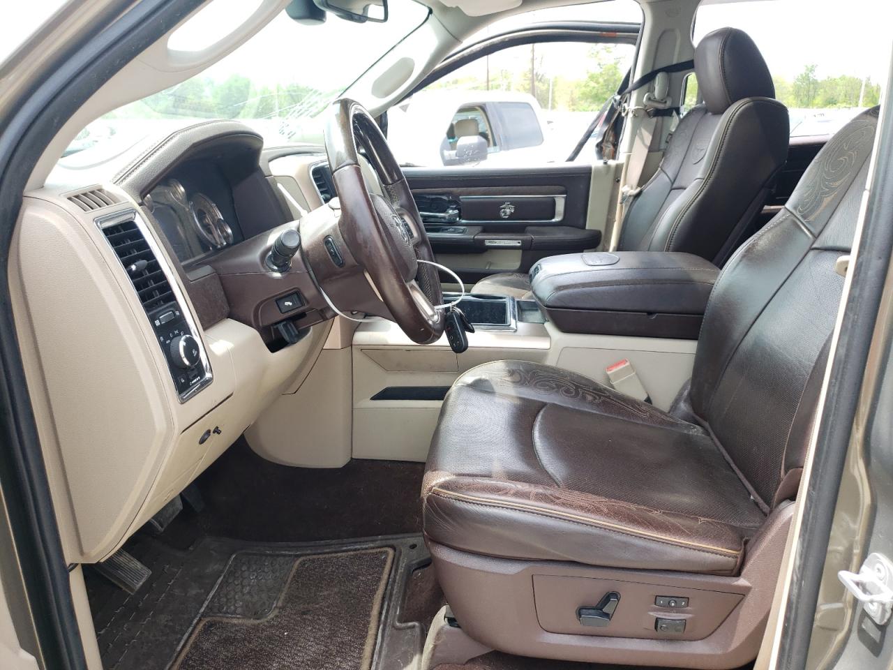 Photo 5 from auction – 2014 RAM 1500 LONGH with VIN 1C6RR7PT3ES302858