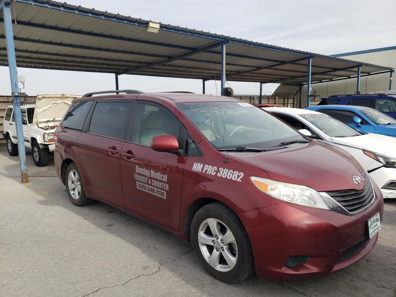 Photo 1 from auction – 2014 TOYOTA SIENNA LE with VIN 5TDKK3DC9ES449125