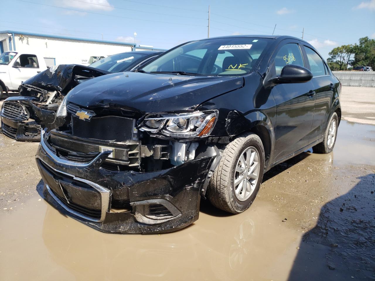 Photo 2 from auction – 2019 CHEVROLET SONIC LT with VIN 1G1JD5SB7K4112383