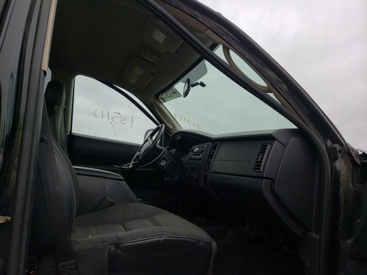 Photo 5 from auction – 2002 DODGE DURANGO with VIN 1B4HS38N52F212193