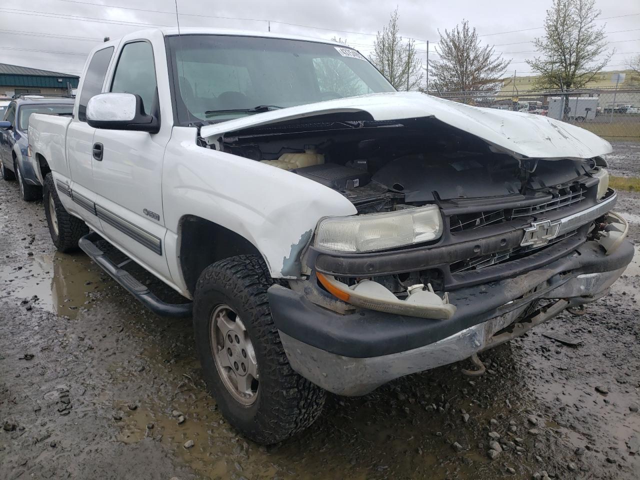 CHEVROLET SILVERADO 2000 with VIN 2GCEK19T7Y1356643 - Photo from auction