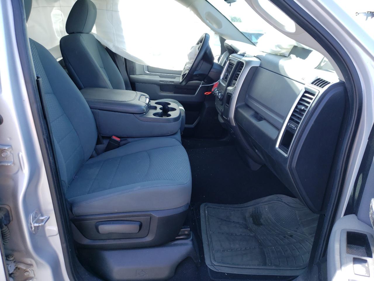 Photo 5 from auction – 2014 RAM 1500 SLT with VIN 1C6RR7GT3ES239485