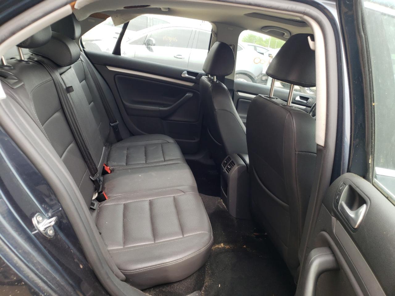 Photo 6 from auction – 2008 VOLKSWAGEN JETTA SE with VIN 3VWRM71K68M006279