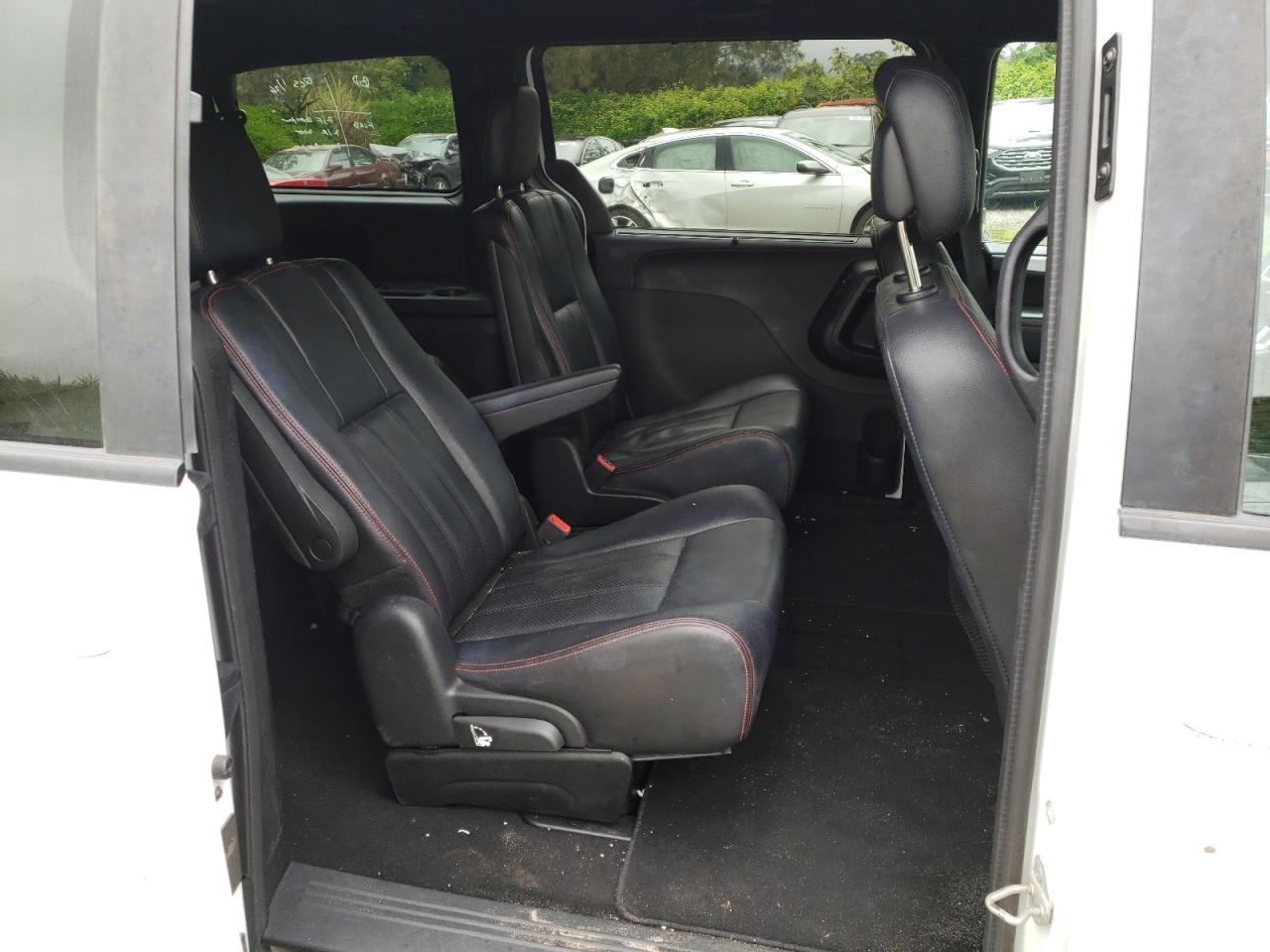 Photo 6 from auction – 2019 DODGE GRAND CARA with VIN 2C4RDGEG7KR536026