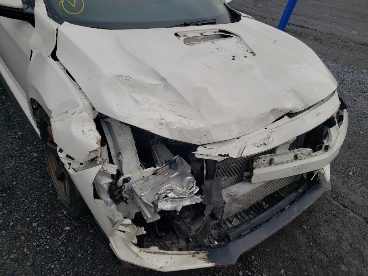 Photo 9 from auction – 2019 HONDA CIVIC TYPE with VIN SHHFK8G77KU206005