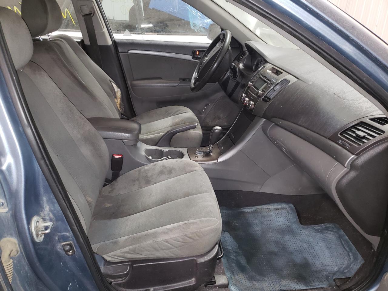 Photo 5 from auction – 2010 HYUNDAI SONATA GLS with VIN 5NPET4AC7AH591932