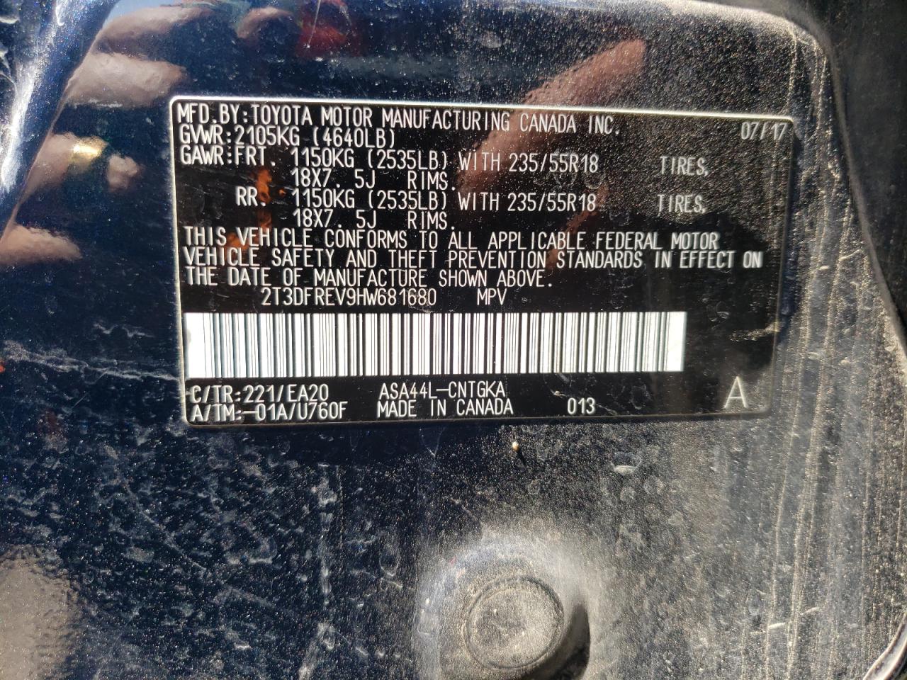Photo 10 from auction – 2017 TOYOTA RAV4 LIMIT with VIN 2T3DFREV9HW681680