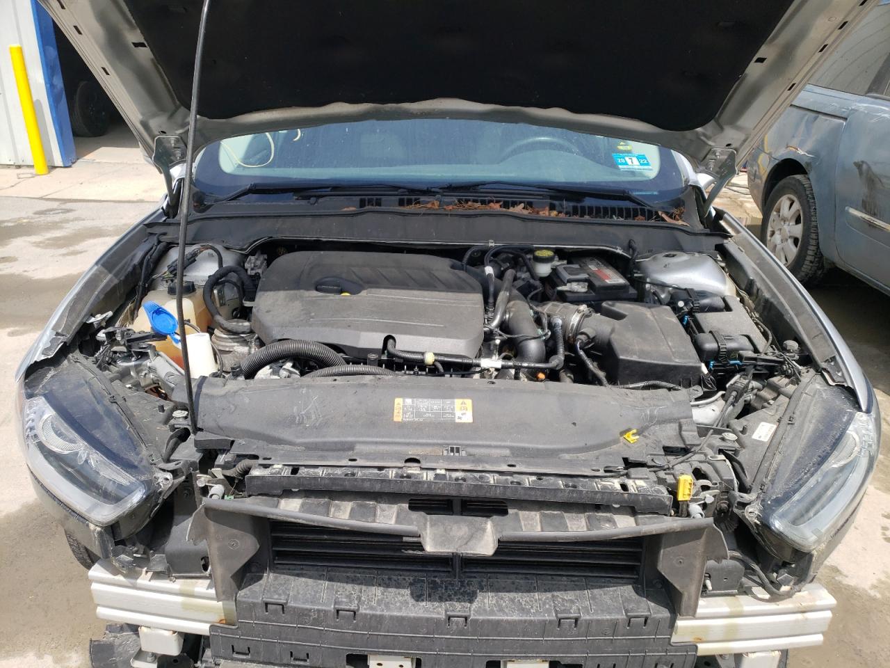 Photo 7 from auction – 2016 FORD FUSION SE with VIN 3FA6P0HD4GR169211