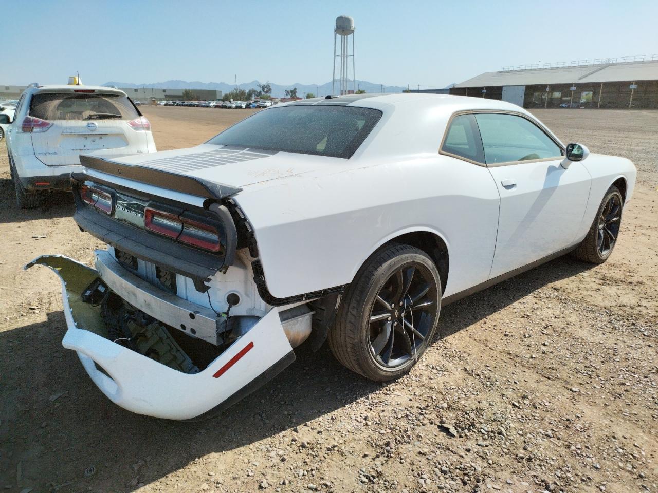 Photo 4 from auction – 2018 DODGE CHALLENGER with VIN 2C3CDZAG5JH142041