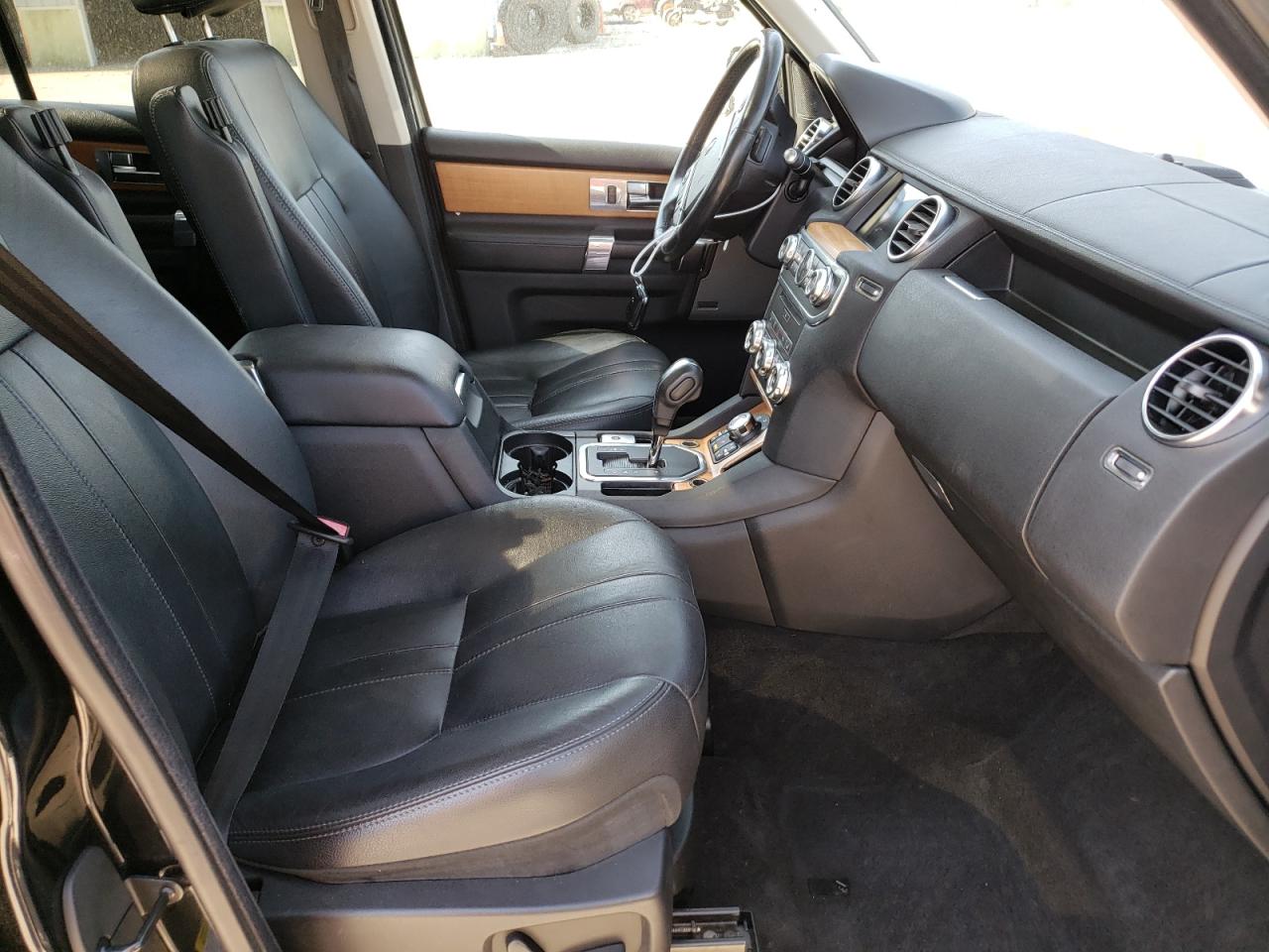 Photo 5 from auction – 2013 LAND ROVER LR4 HSE with VIN SALAG2D48DA663916