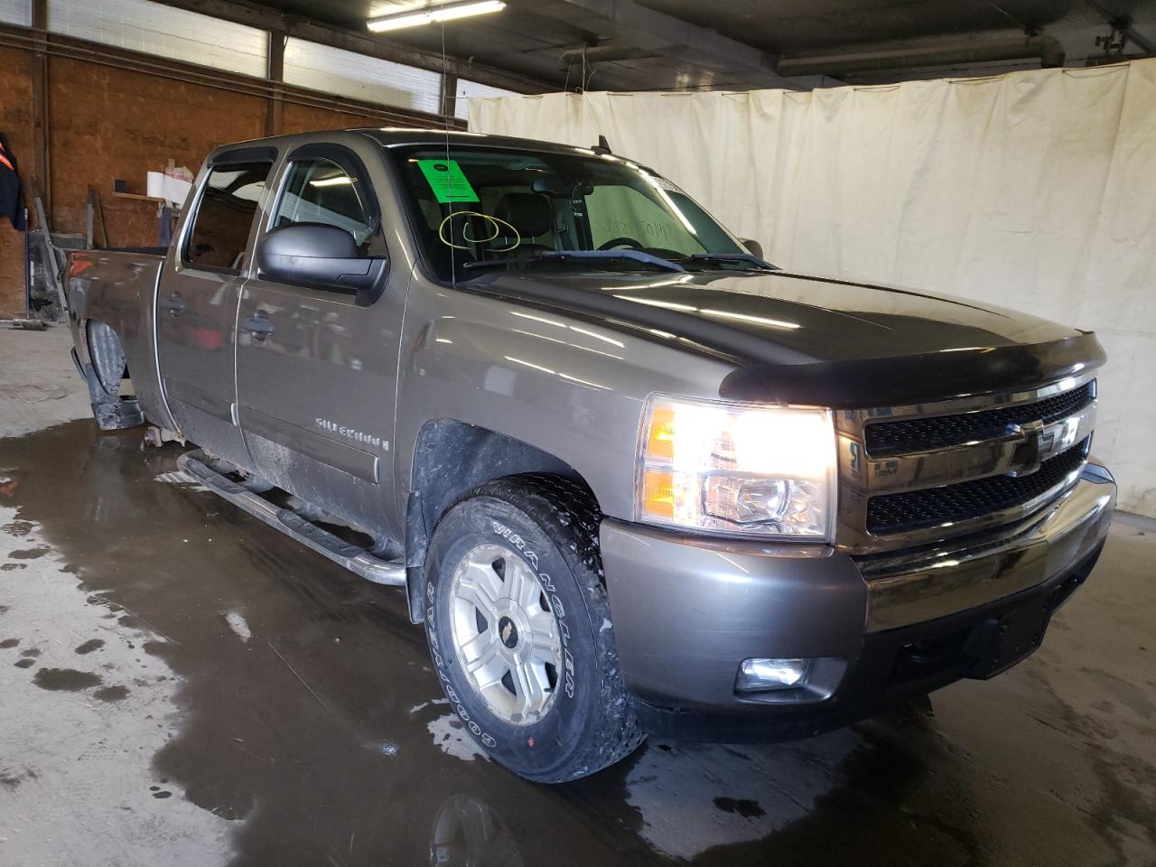 CHEVROLET SILVERADO 2007 with VIN 2GCEK133871690302 - Photo from auction