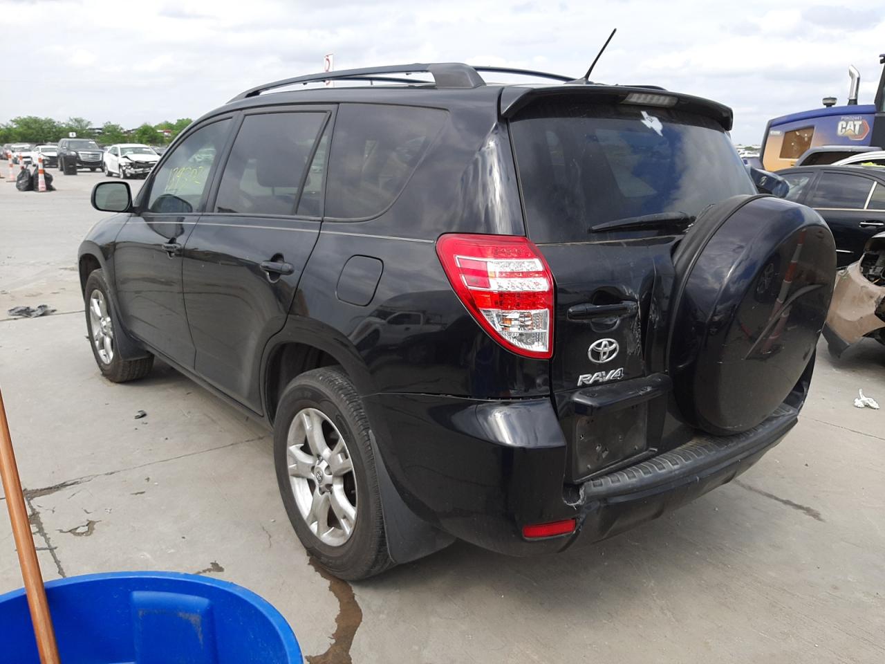 Foto 3 de la subasta – 2011 TOYOTA RAV4 con VIN 2T3ZF4DV7BW065123