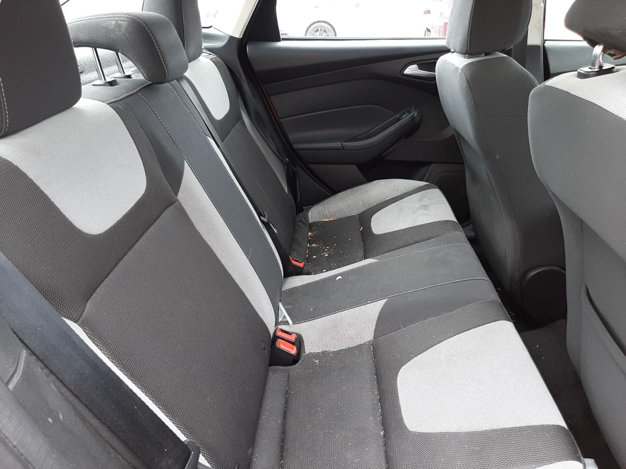 Photo 6 from auction – 2012 FORD FOCUS SE with VIN 1FAHP3F20CL465377