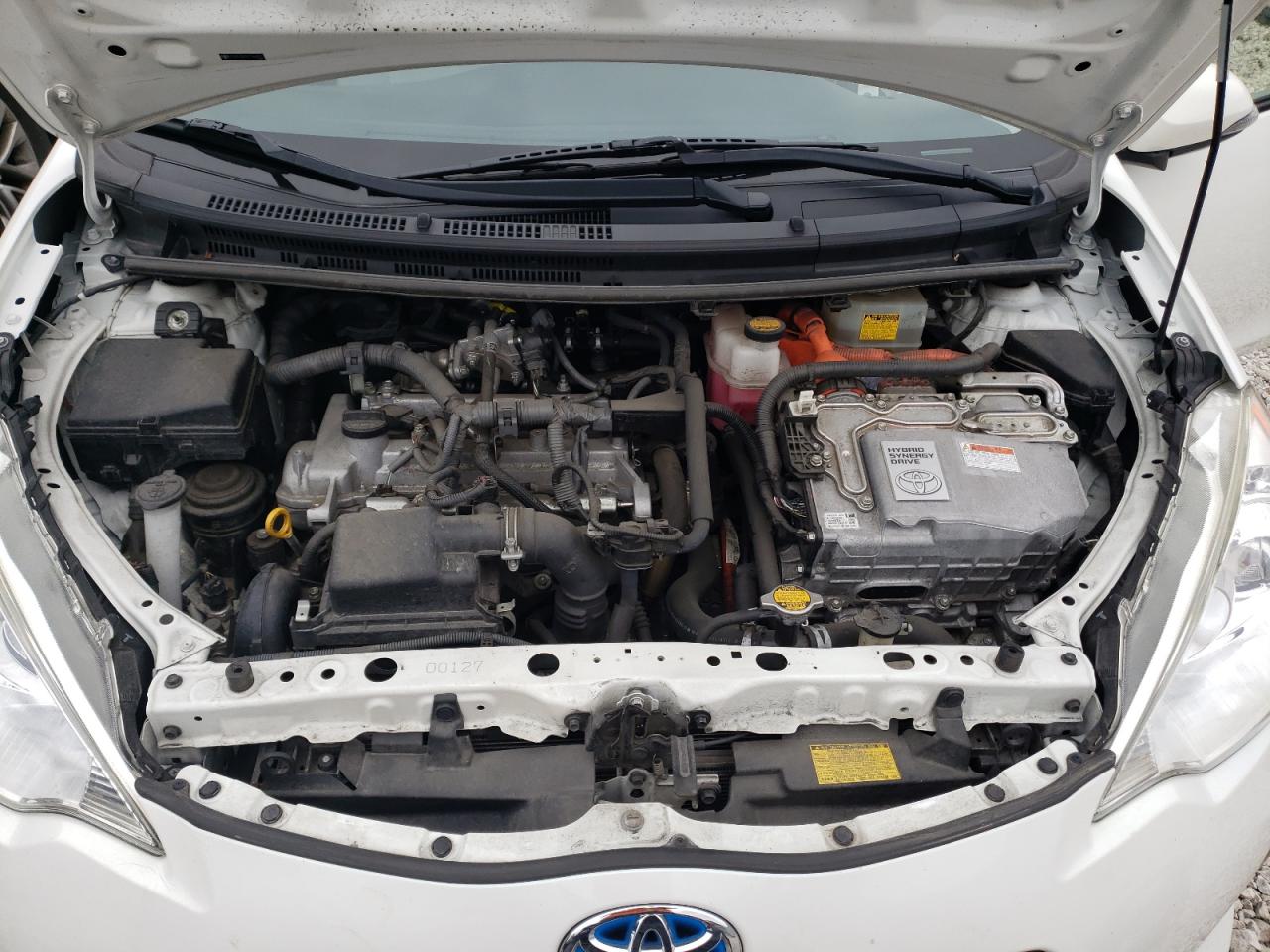 Photo 7 from auction – 2014 TOYOTA PRIUS C with VIN JTDKDTB31E1064071