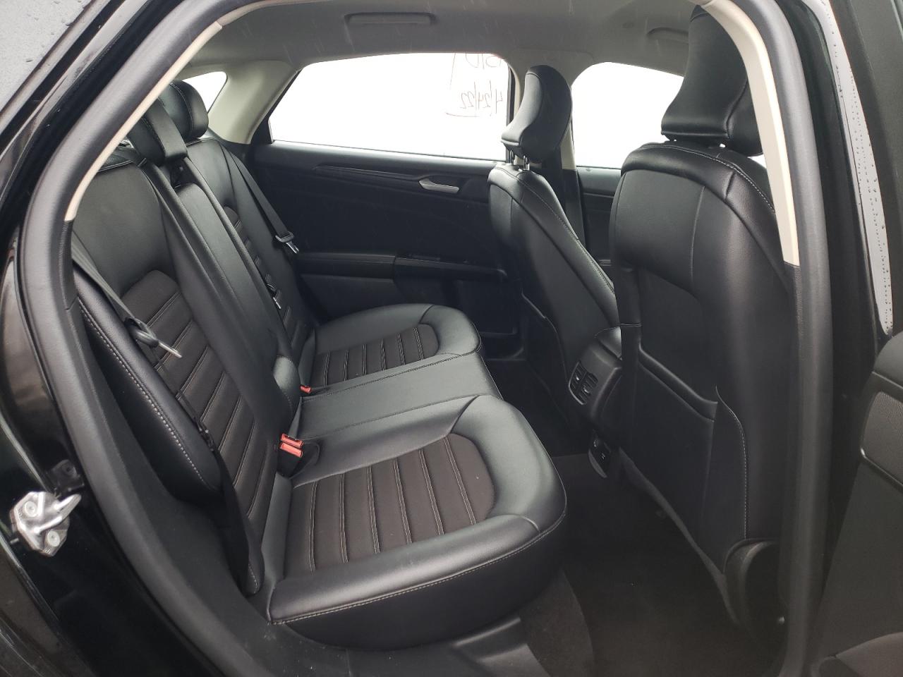 Photo 6 from auction – 2018 FORD FUSION SE with VIN 3FA6P0LU1JR183355
