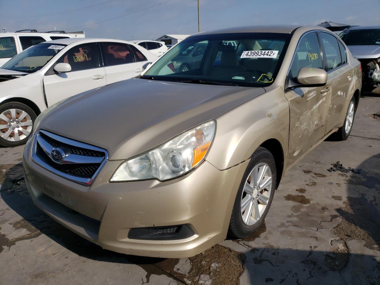 Foto 2 de la subasta – 2010 SUBARU LEGACY 2.5 con VIN 4S3BMBB67A3227969