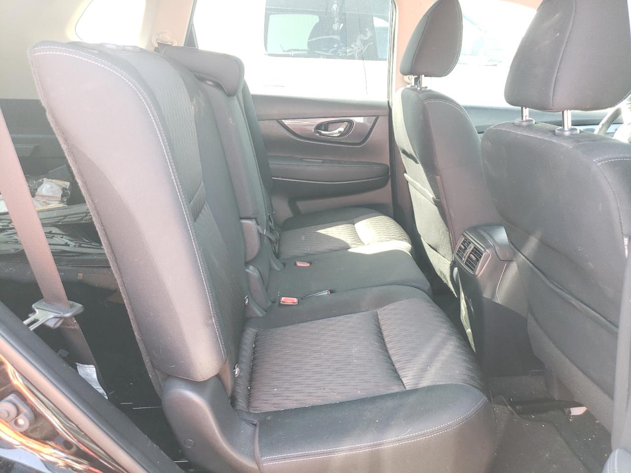Photo 6 from auction – 2020 NISSAN ROGUE S with VIN KNMAT2MT6LP505368