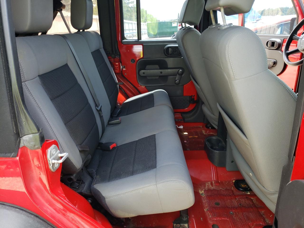 Photo 6 from auction – 2010 JEEP WRANGLER U with VIN 1J4BA3H17AL150993