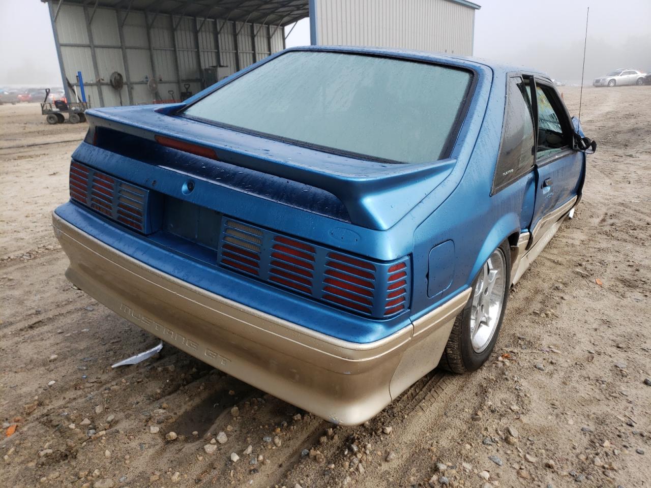 Photo 4 from auction – 1990 FORD MUSTANG GT with VIN 1FACP42E4LF169714