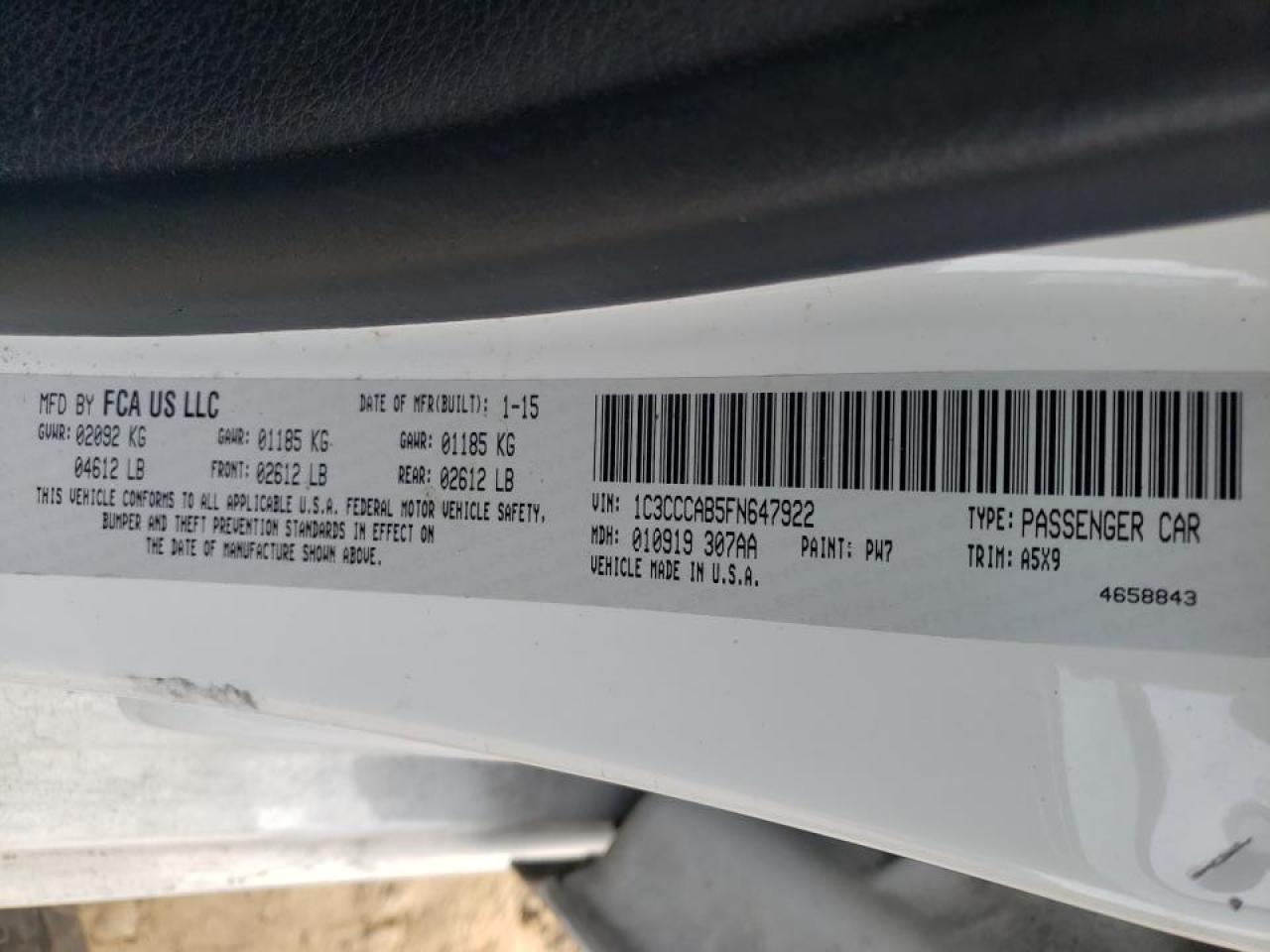 Photo 10 from auction – 2015 CHRYSLER 200 LIMITE with VIN 1C3CCCAB5FN647922