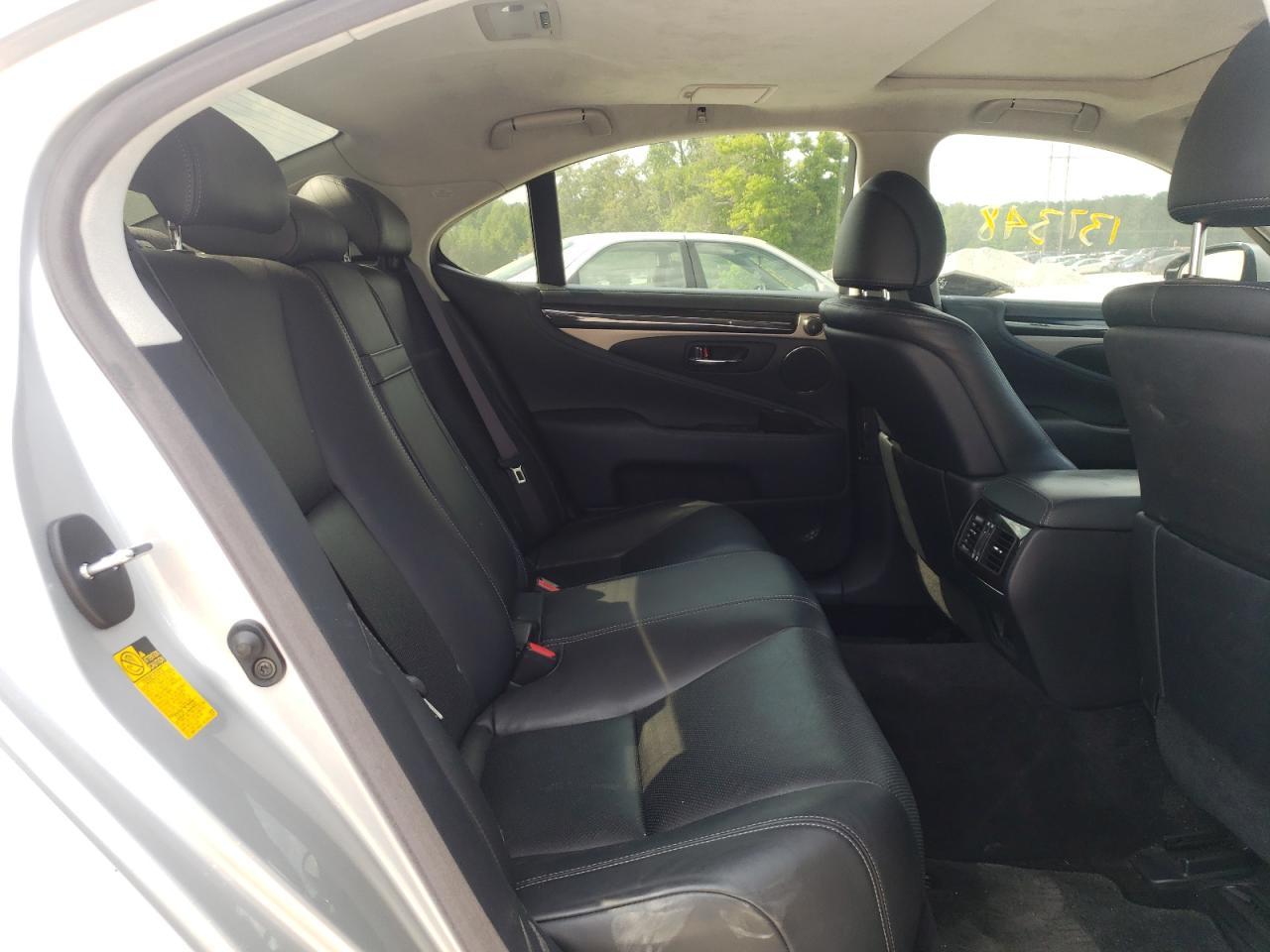 Photo 6 from auction – 2014 LEXUS LS 460 with VIN JTHBL5EF8E5128473