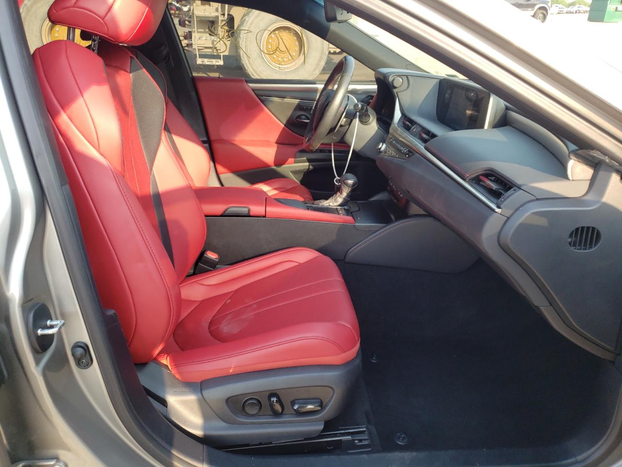 Photo 5 from auction – 2021 LEXUS ES 350 BAS with VIN 58AGZ1B13MU084270