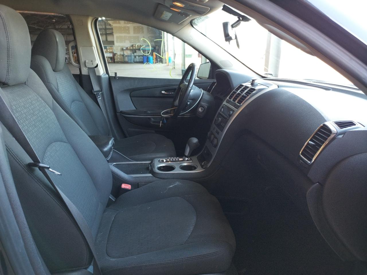 Photo 5 from auction – 2008 GMC ACADIA SLE with VIN 1GKER13758J298565