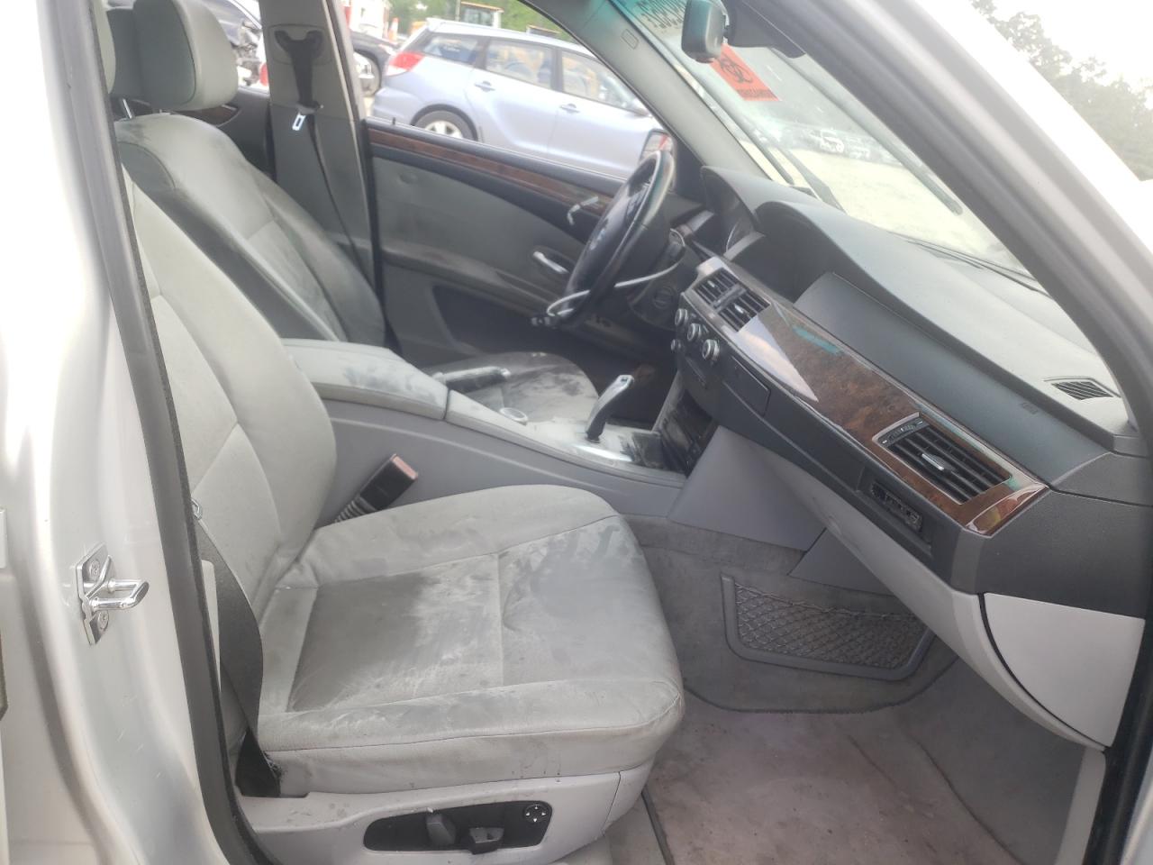 Photo 5 from auction – 2008 BMW 528 I with VIN WBANU53588C111496