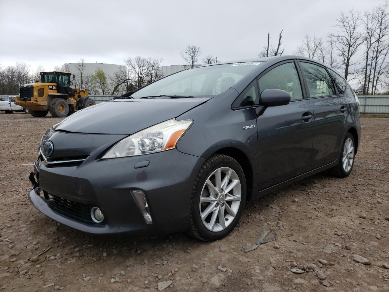 Photo 2 from auction – 2014 TOYOTA PRIUS V with VIN JTDZN3EU4E3324533