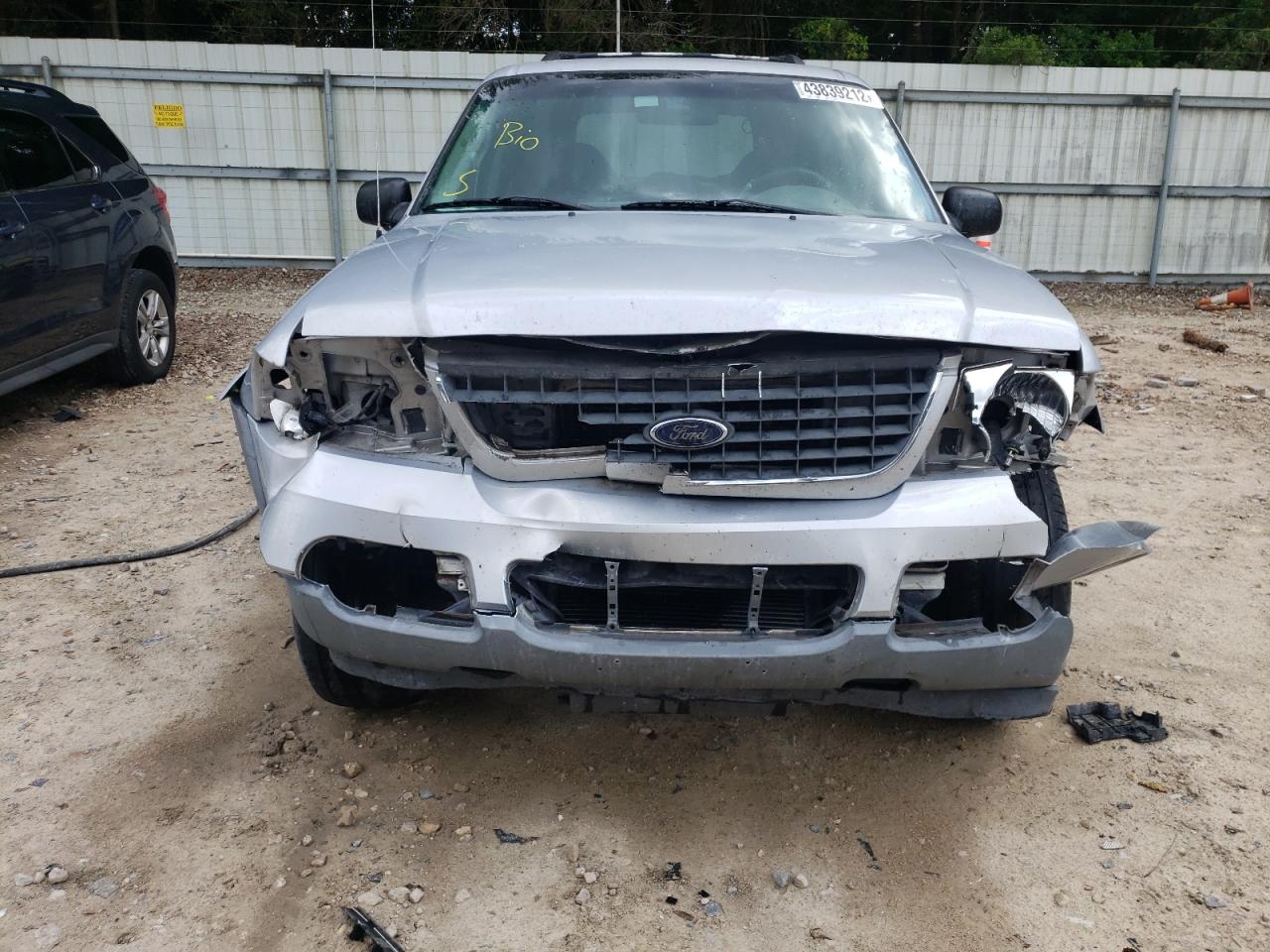 Photo 9 from auction – 2002 FORD EXPLORER X with VIN 1FMZU73E72UA68895