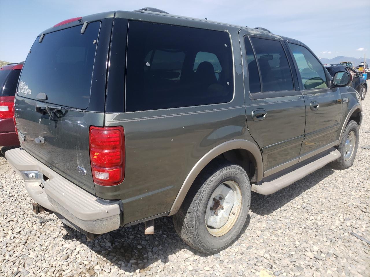 Photo 4 from auction – 2000 FORD EXPEDITION with VIN 1FMPU18L2YLA25513