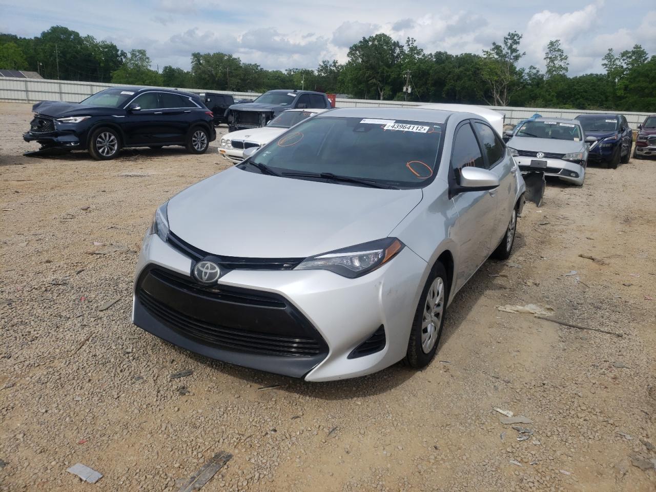 Photo 2 from auction – 2017 TOYOTA COROLLA L with VIN 5YFBURHE8HP660919