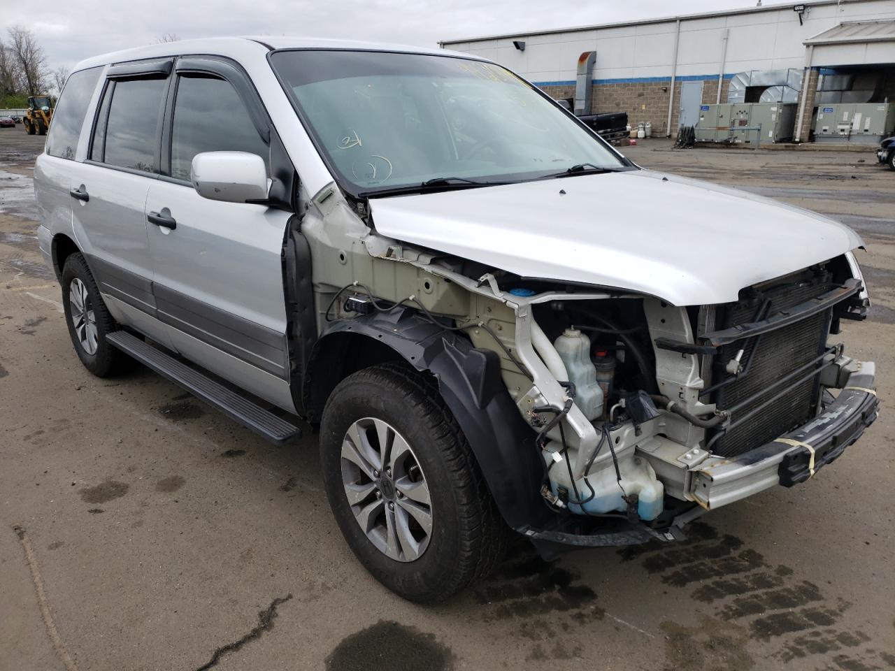HONDA PILOT LX 2005 with VIN 2HKYF18165H504292 - Photo from auction