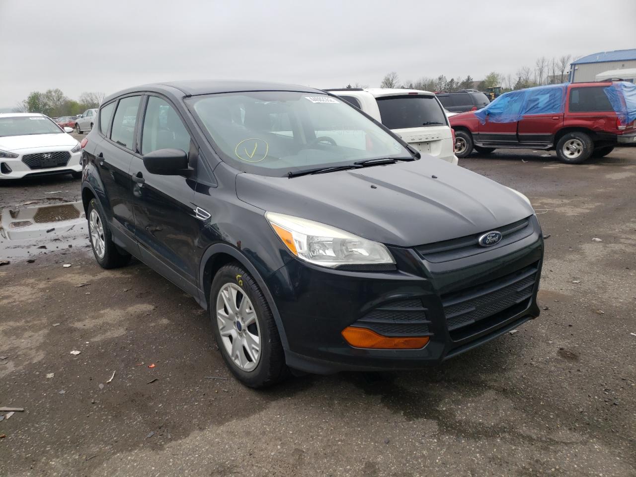 FORD ESCAPE S 2014 with VIN 1FMCU0F76EUA42433 - Photo from auction